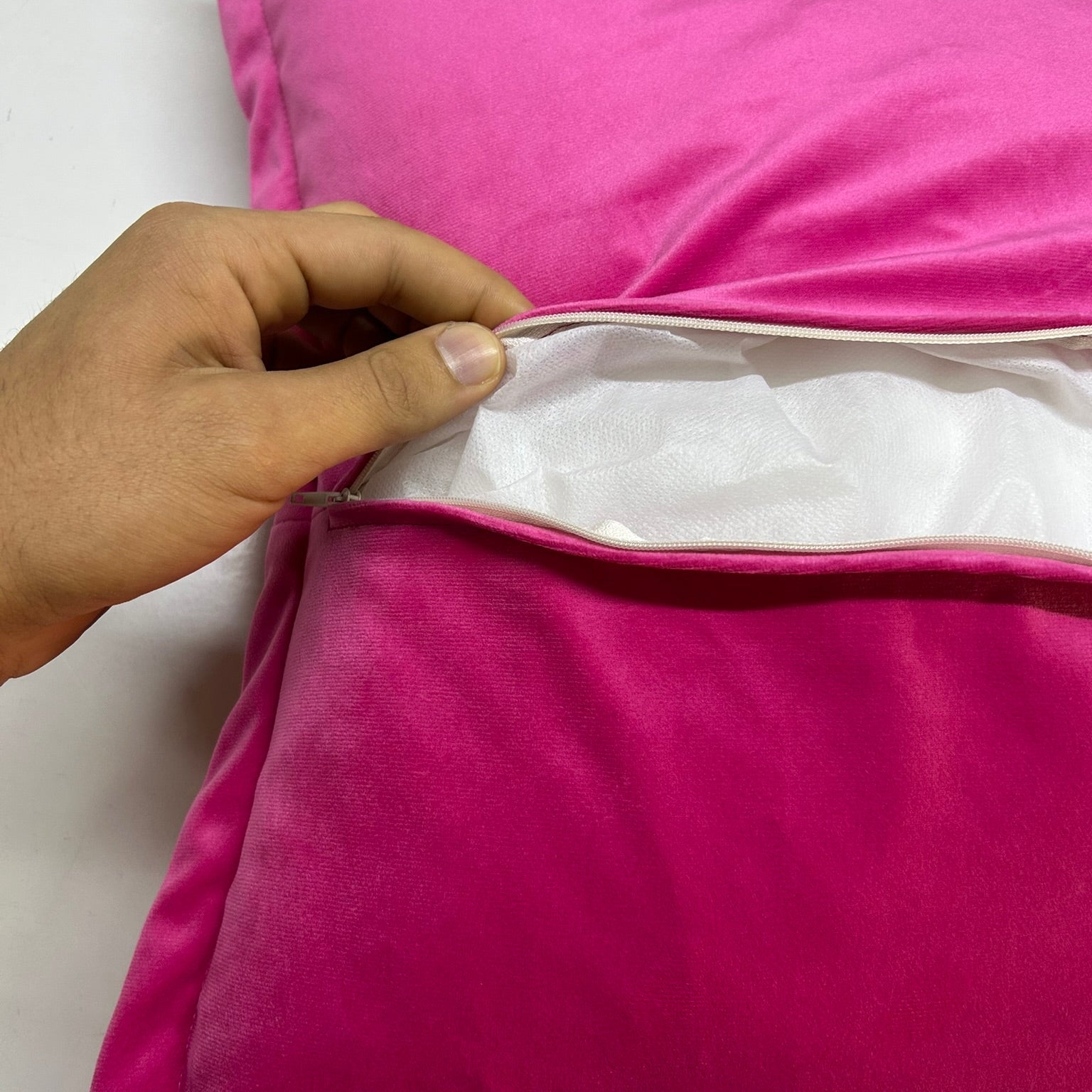 Cuscino Velluto Fucsia Elegante | Arredo Salotto e Home Decor