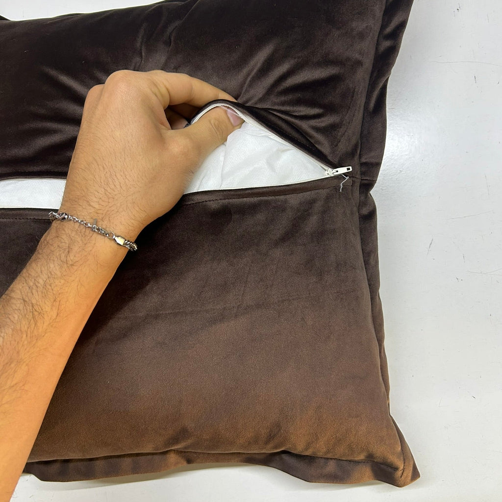 Cuscino Arredo Salotto in Velluto Marrone | Design Lusso