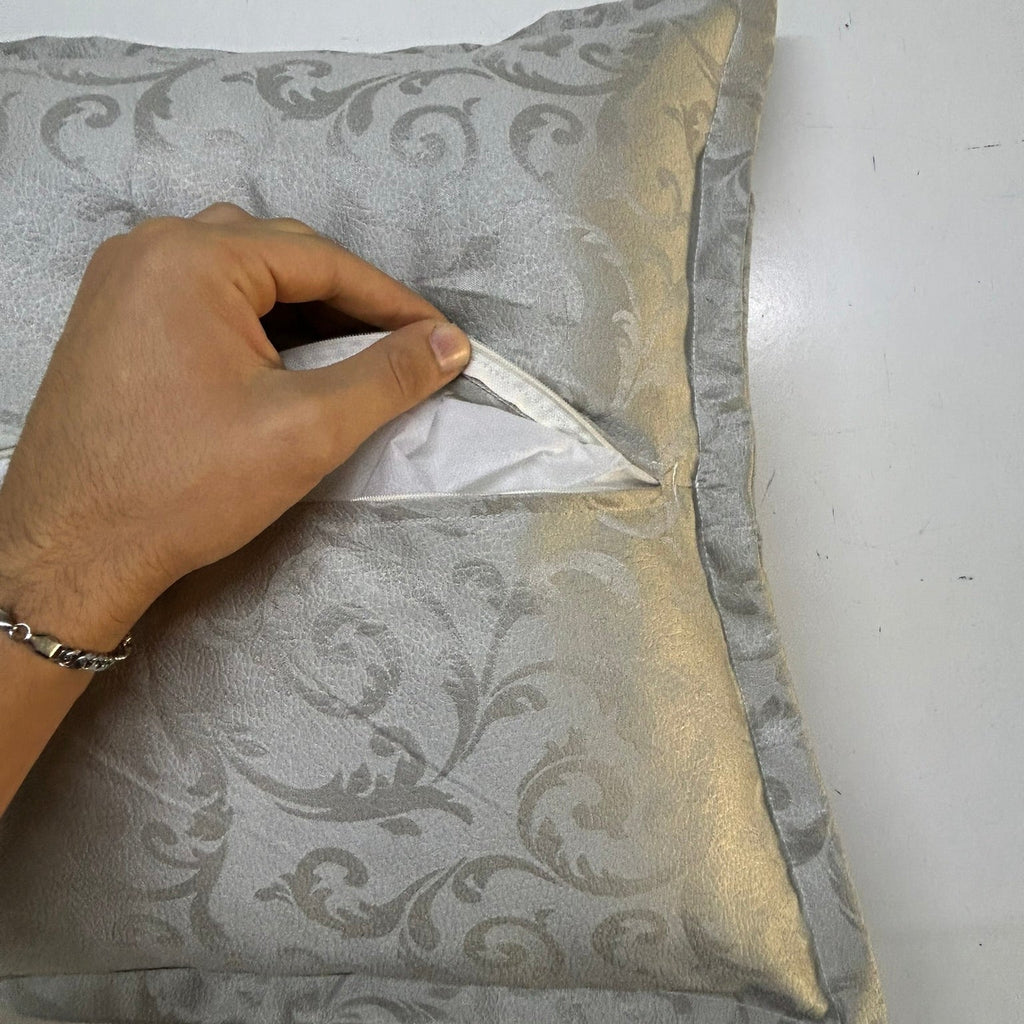 Cuscino Lusso Grigio Jacquard: Home Decor per Arredo Salotto